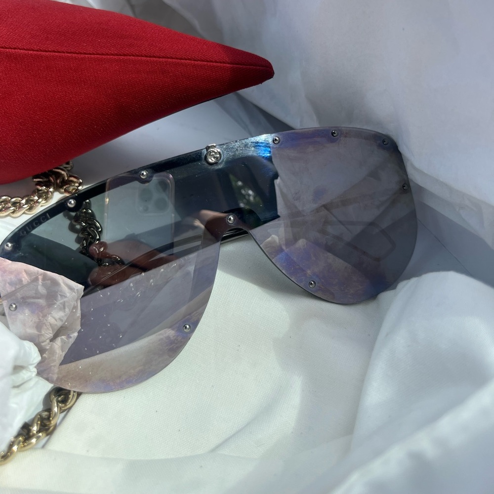 Gucci sunglasses